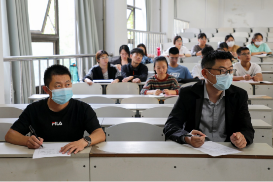 皇冠体育官网