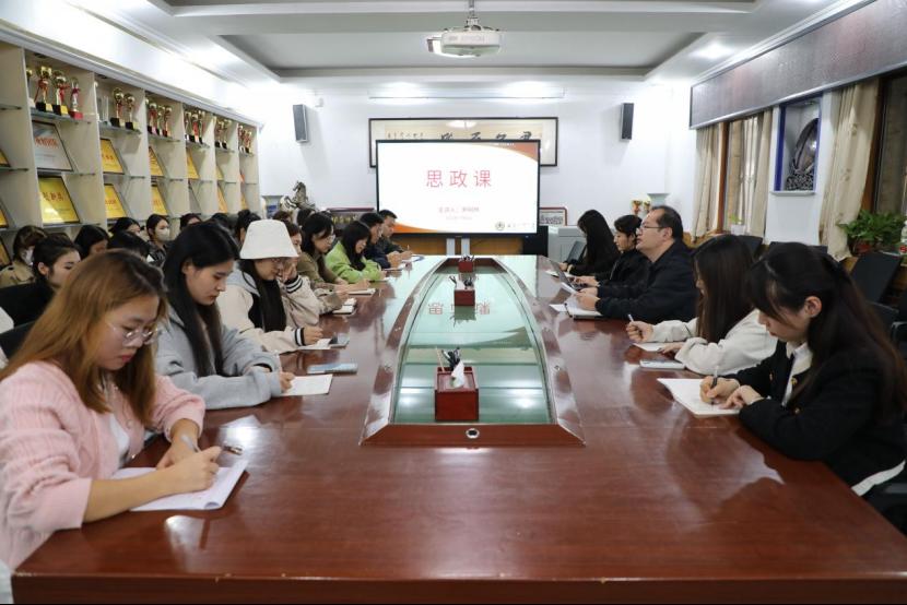 皇冠体育官网