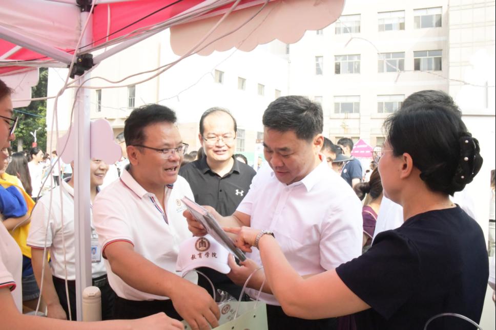 皇冠体育官网