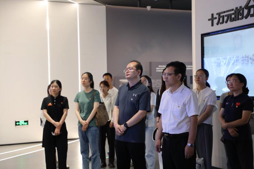 皇冠体育官网